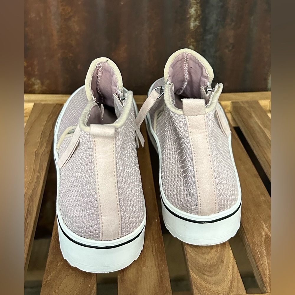 Steve Madden Women’s Wedge Sneaker’s Blush Pink Knit Zip Booties - Picture 10 of 10